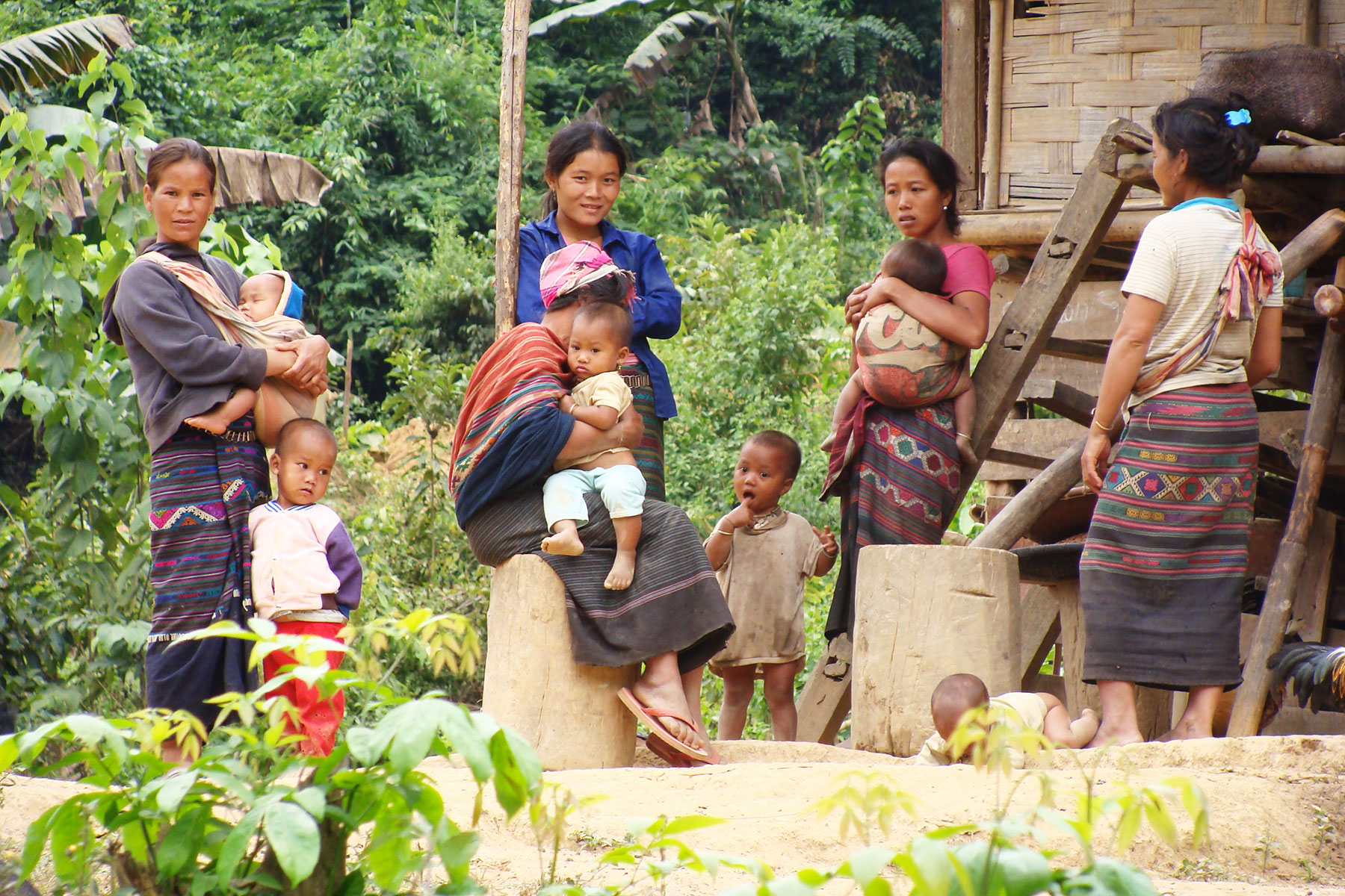 2 Days Trekking To Tribal villages of Phounoi and Akha Oma