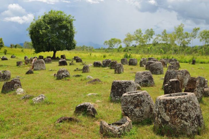 4 Days Xieng Khouang - Plain of Jars Trekking Tour