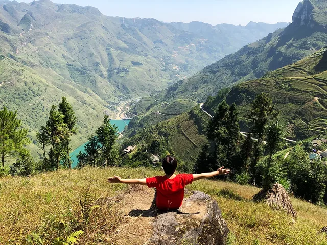 Nong Khiaw Trekking To 100 Waterfalls Trek, Boat Ride, and Villages - 1 Day 2